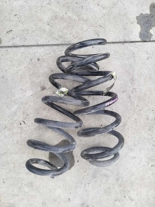 Set arcuri spate 4x4 fiat freemont 68065245ab