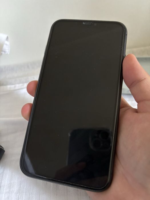 iPhone 11 с коробкой