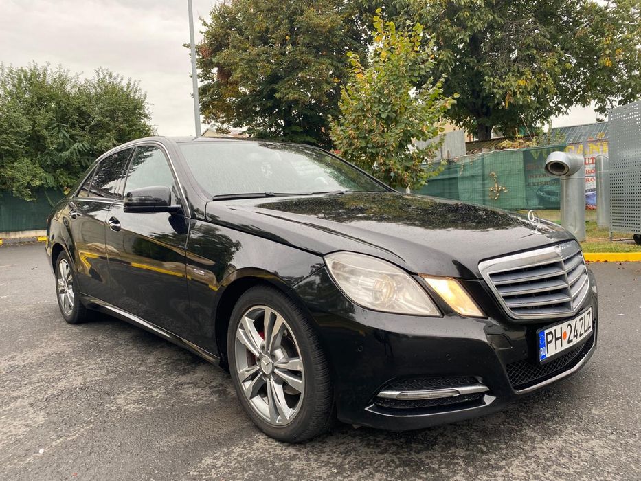 MERCEDES-BENZ E-Class 0 — imagine 3