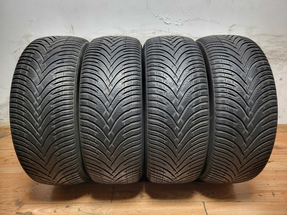 225/55/17 BF Goodrich / зимни гуми