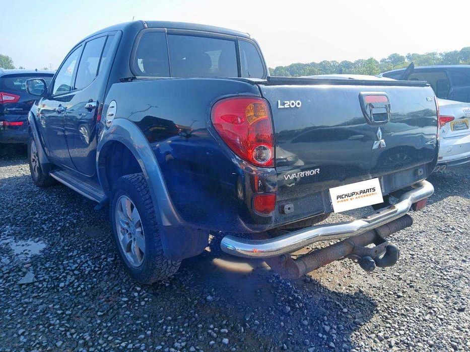 Dezmembrez Mitsubishi L200 2.5 Diesel 2007