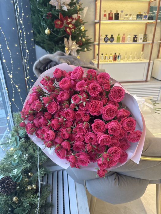 Продам букет из кустовых роз