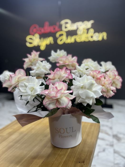 Цветы свежые купил 2 часа назад