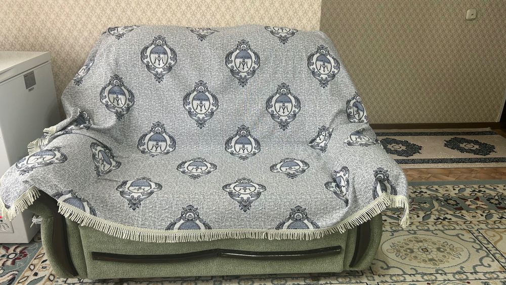 Продается диван мини диван кресло