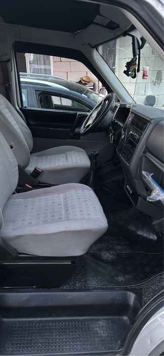 Se vinde t4 Caravel 2.5tdi