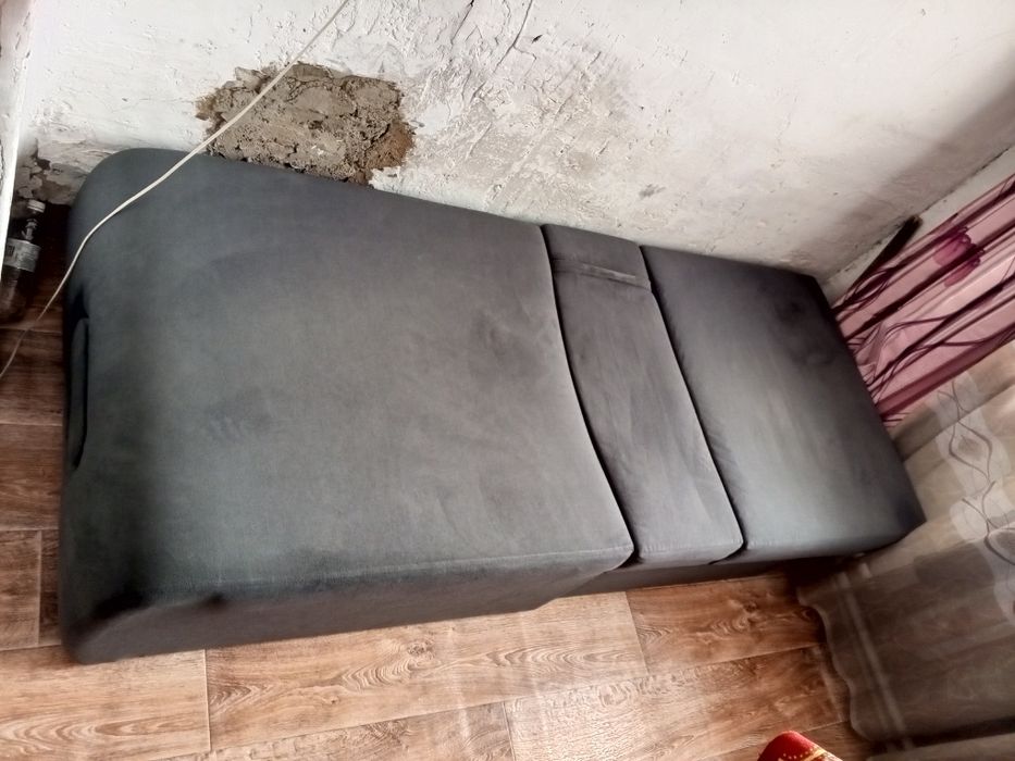 Продам кресло диван
