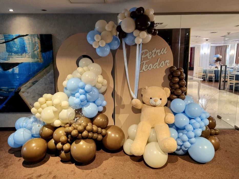 Decorațiuni și Aranjamente Profesionale pentru Evenimente Speciale