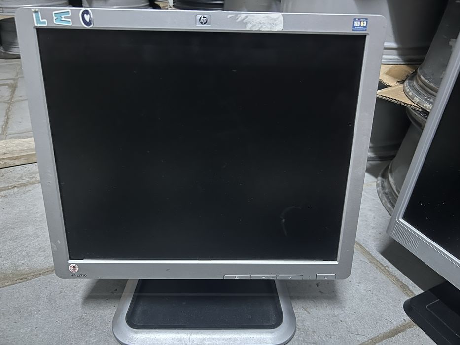 Монитор монитори за компютър monitor monitori