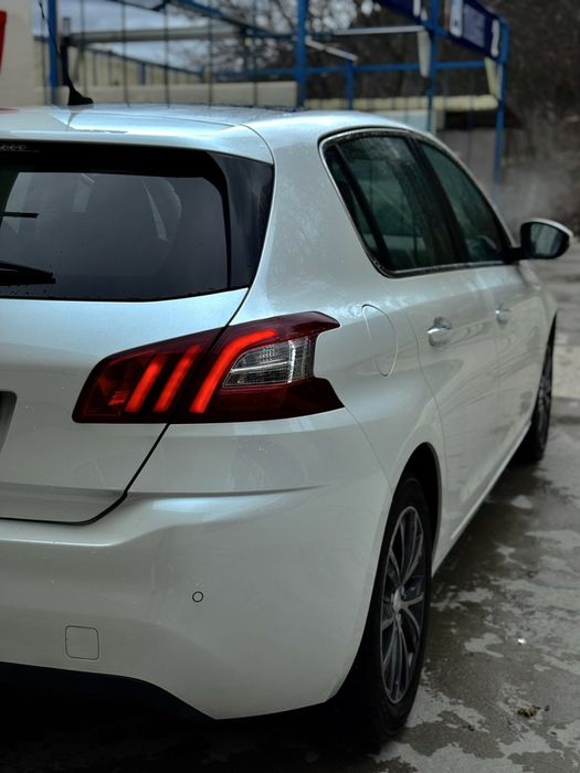 Peugeot 308 2014