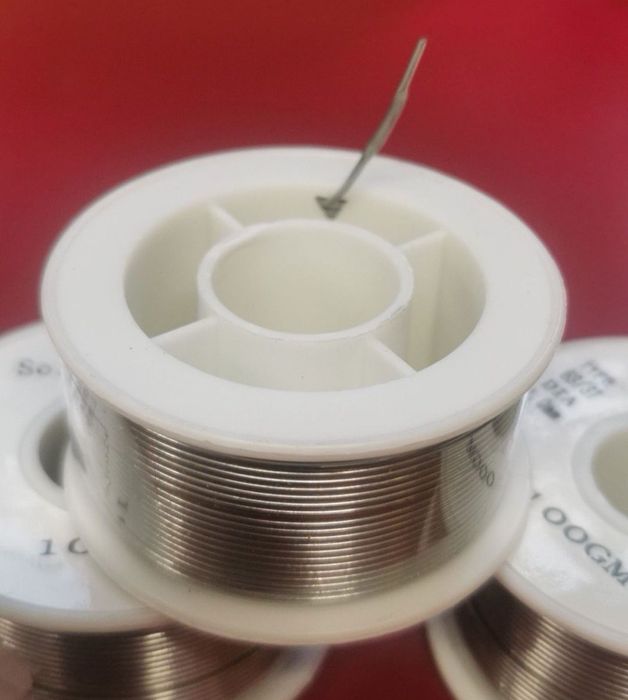 Качествен тинол за запояване 1 мм. Тинола е а съотношение 63/37