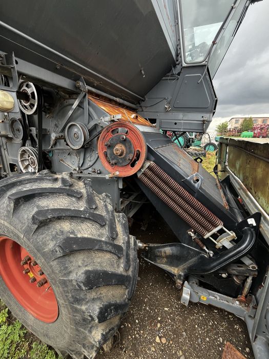 Продам Комбайн Нива Эффект 2011 год