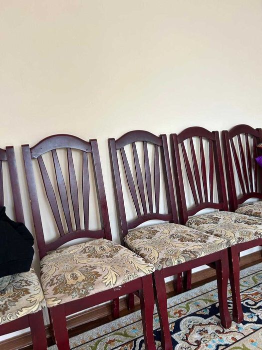 Продаем столы со стульями для зала