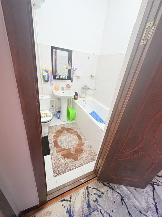 Продается 2-комнатная квартира