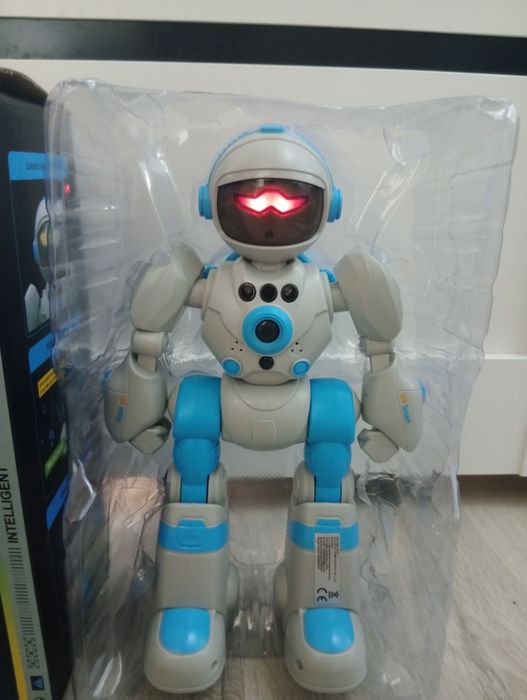 Продам детский игрушку робот