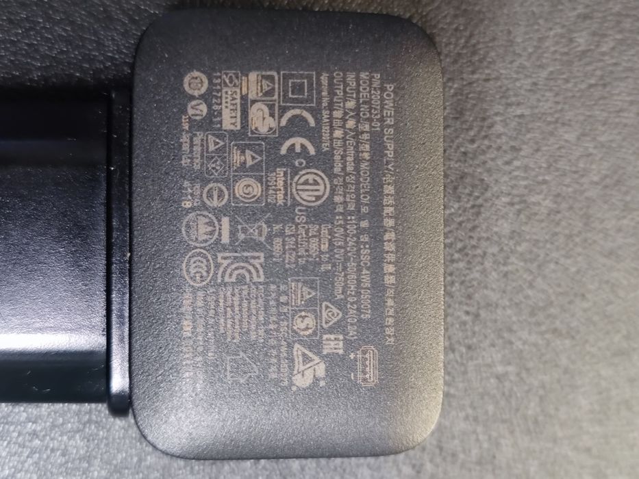 Incarcatoarea  diverse  telefoane