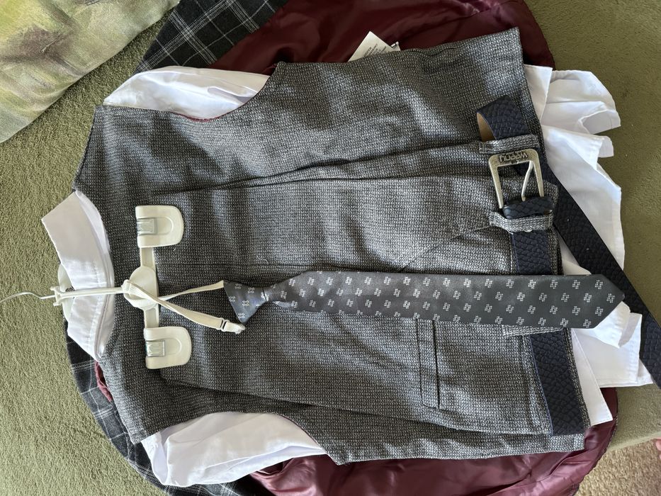 Стильный костюм для мальчика