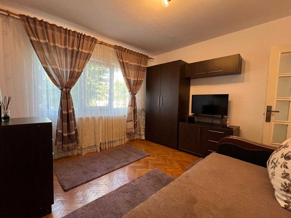 Proprietar inchiriez apartament 2 camere