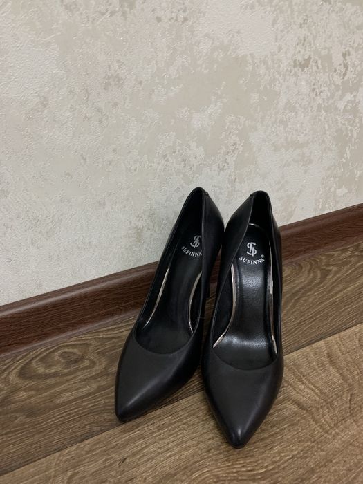 Продам кожаные туфли