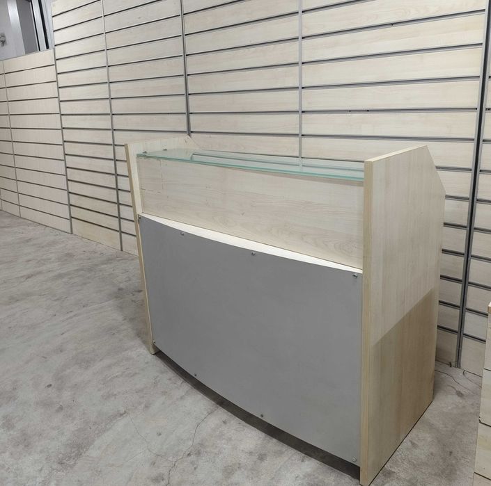 Уникална възможност за твоя магазин, шоурум или изложбена зала!