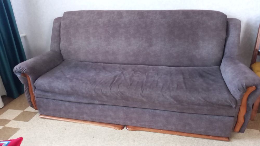 Продам диван и кресла