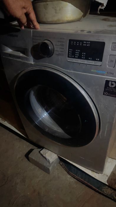 Продам стиральную машинку