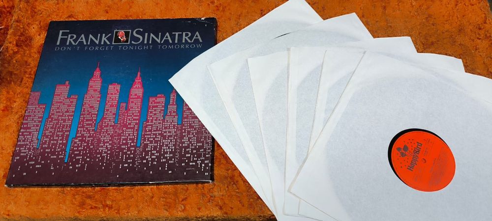 пластинки виниловые