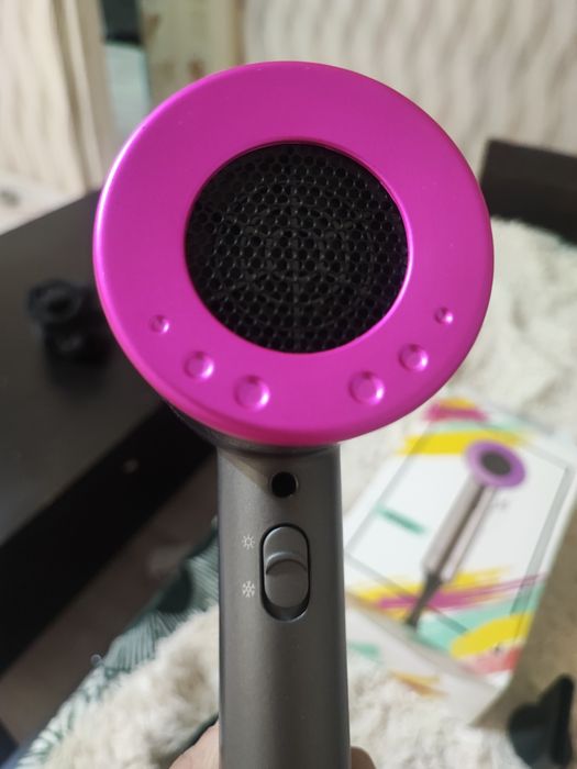 Фен для волос почти новый