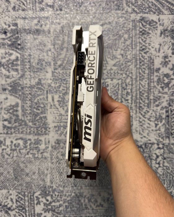 Msi RTX 4060 8Gb D6 ideal 2ta bor