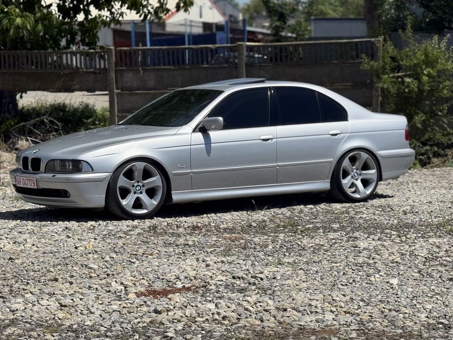 Vand bmw seria 5 e39 530i Automat