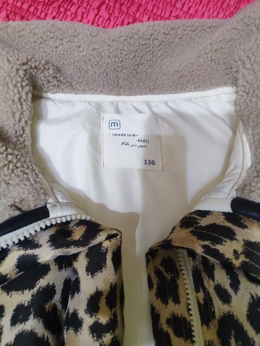 Куртки на девочку 122-128 см