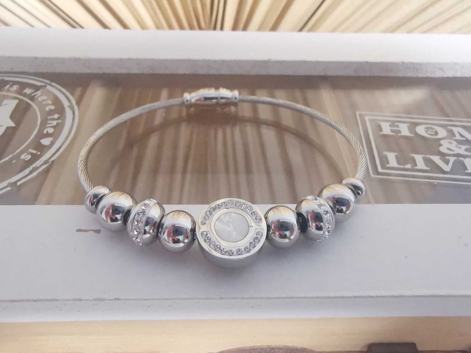 Гривни от медицинска стомана