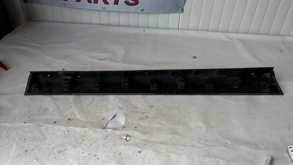 Праг на предна лява врата Subaru Forester 2007-2013