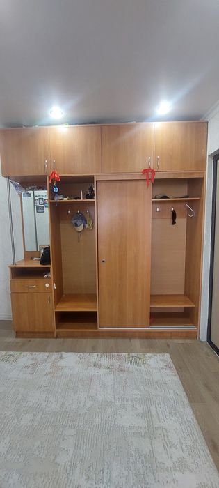 Продам срочно прихожую