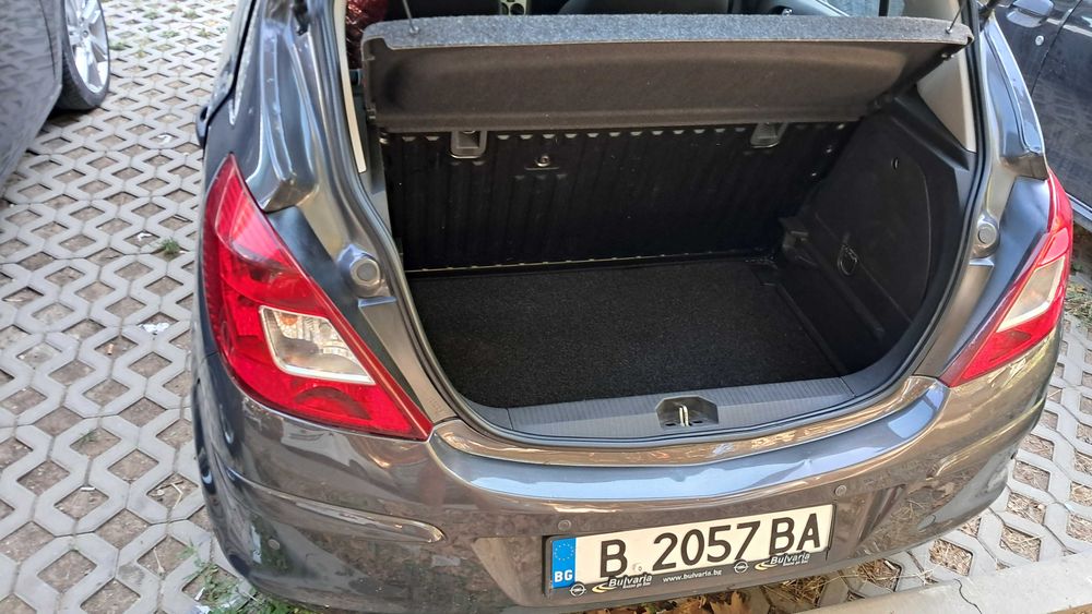 Продавам Opel Corsa