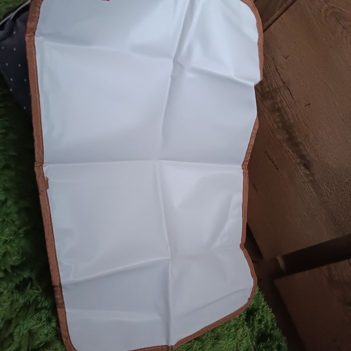 Ghiozdan pentru mama și bebe