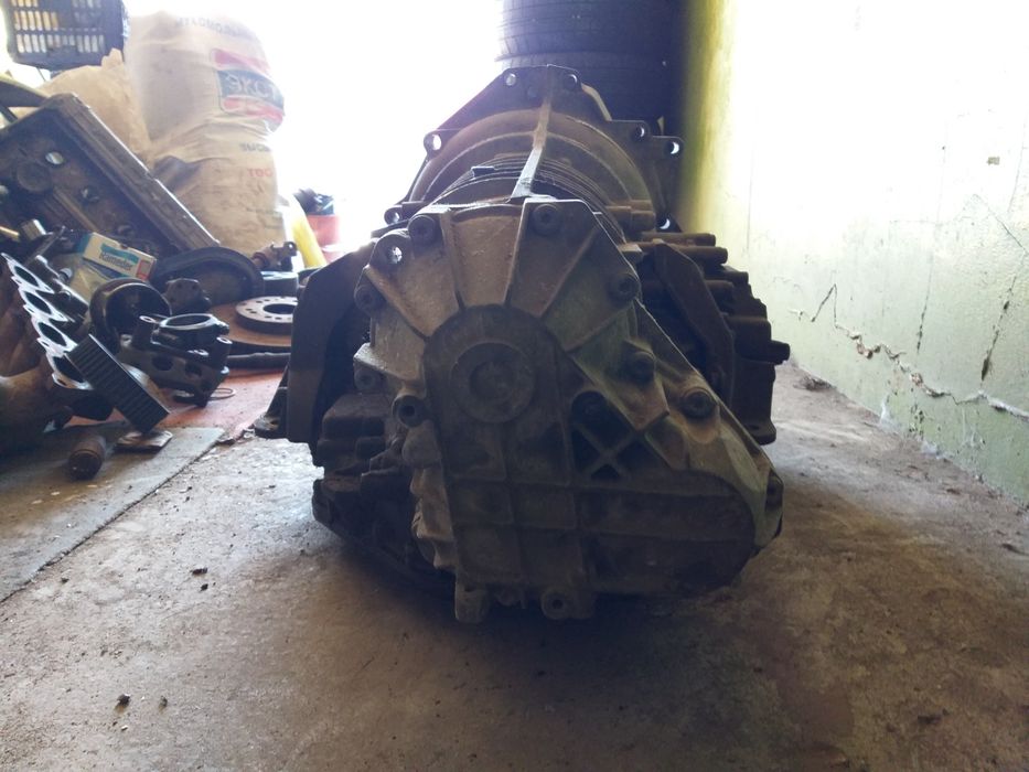 Запчасти на Skoda Superb 2002