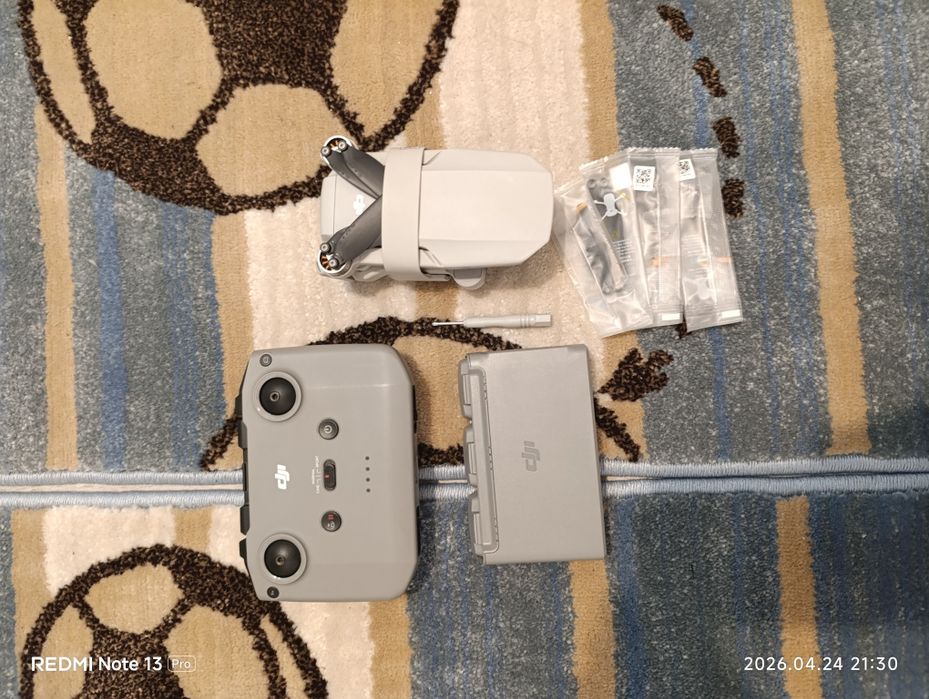 Drona dji mini 2