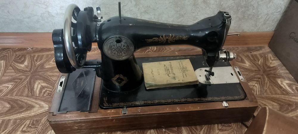 Советская швейная машина