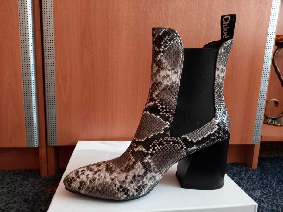 Демисезонные полусапожки Chloe