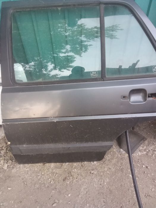 Двери задние джетта