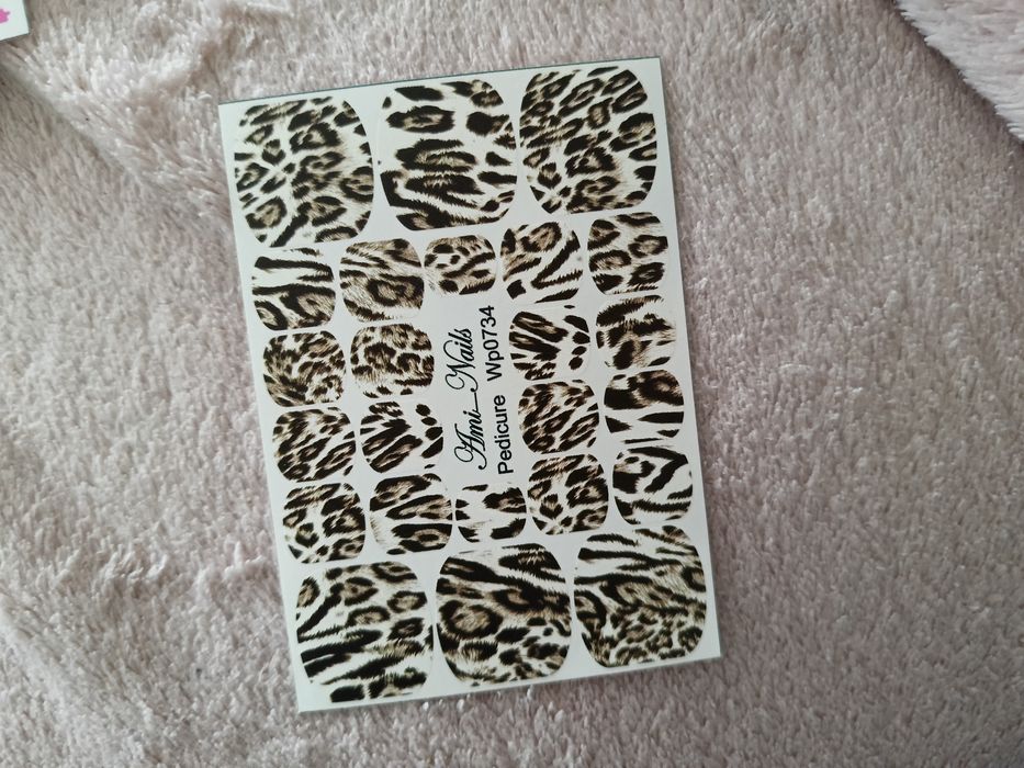 Плёнки для педикюра. 1500 за один лист.