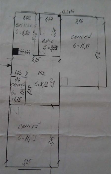 Apartament 2 camere decomandat 45 mp + beci, centrală proprie Câmpia Turzii