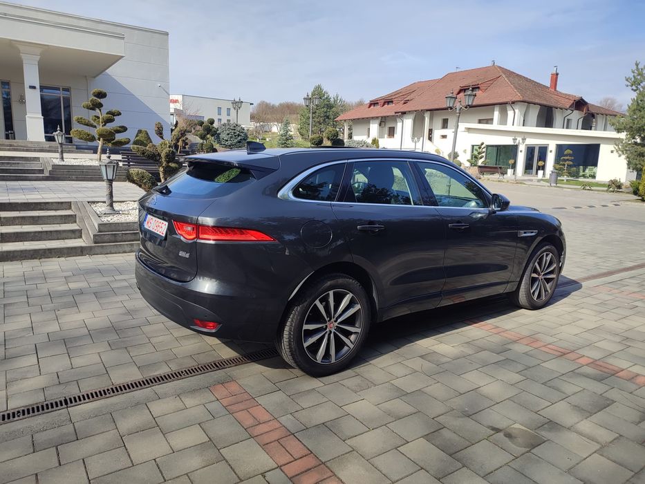 Vand Jaguar F-Pace , R-line