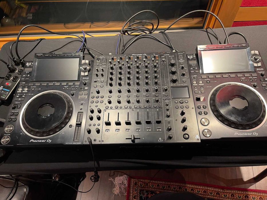 Продается Pioneer DJ
