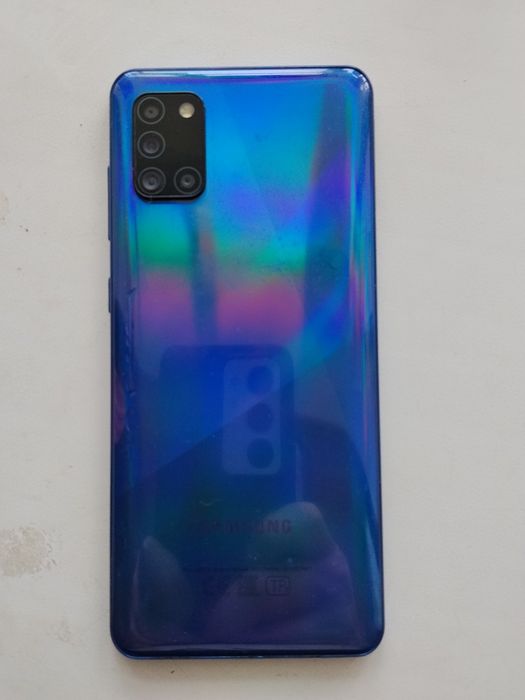 Продам Самсунг А31