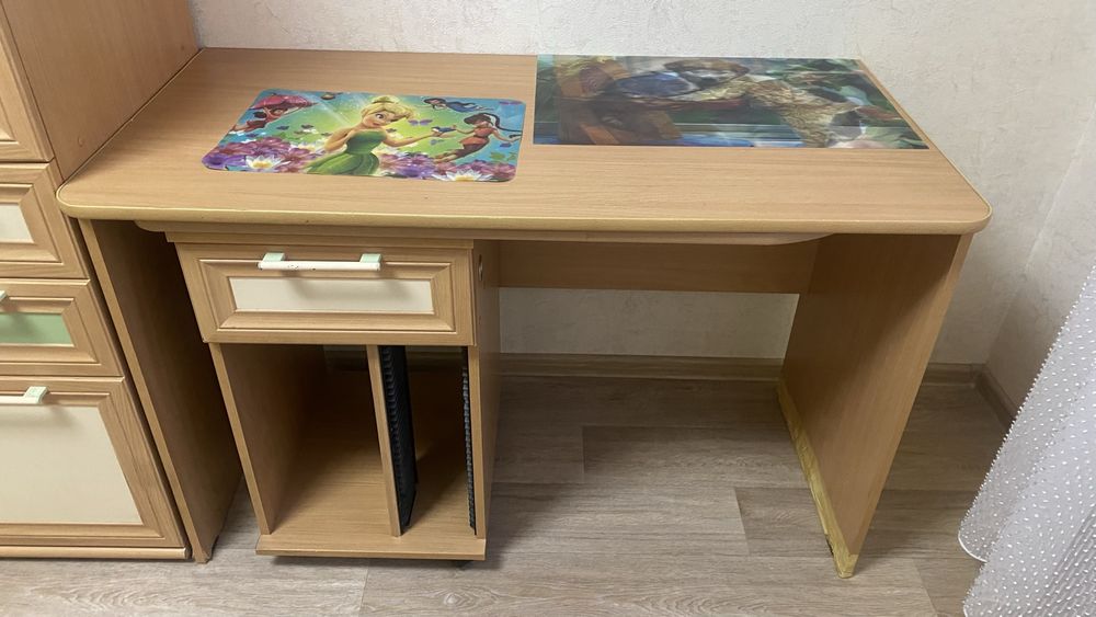 Продам шкафы Россия