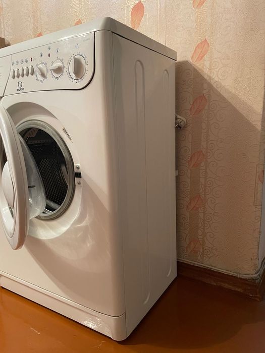 Стиральная машина Indesit,б/у
