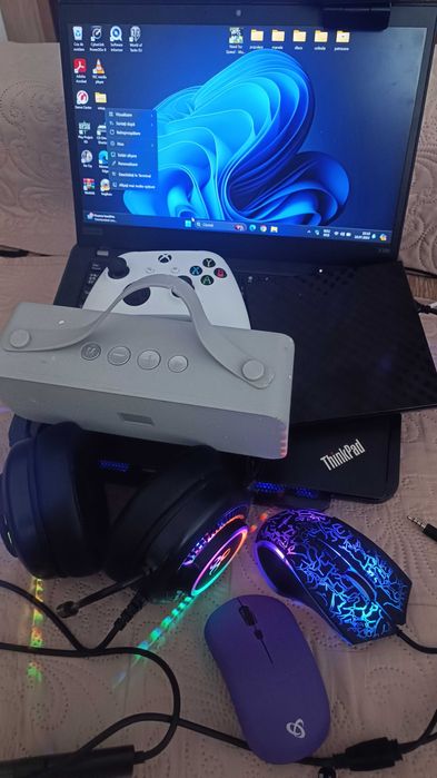 Laptop,boxa,controller,(schimb )