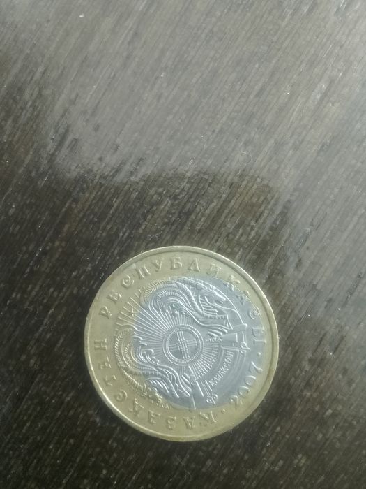 Продам монету 100тенге
