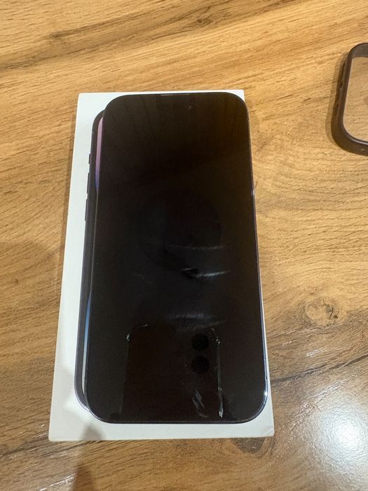 Продам Iphone 14 pro